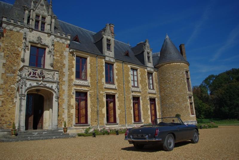Chateau De Cheronne Bed and Breakfast Tuffé Esterno foto